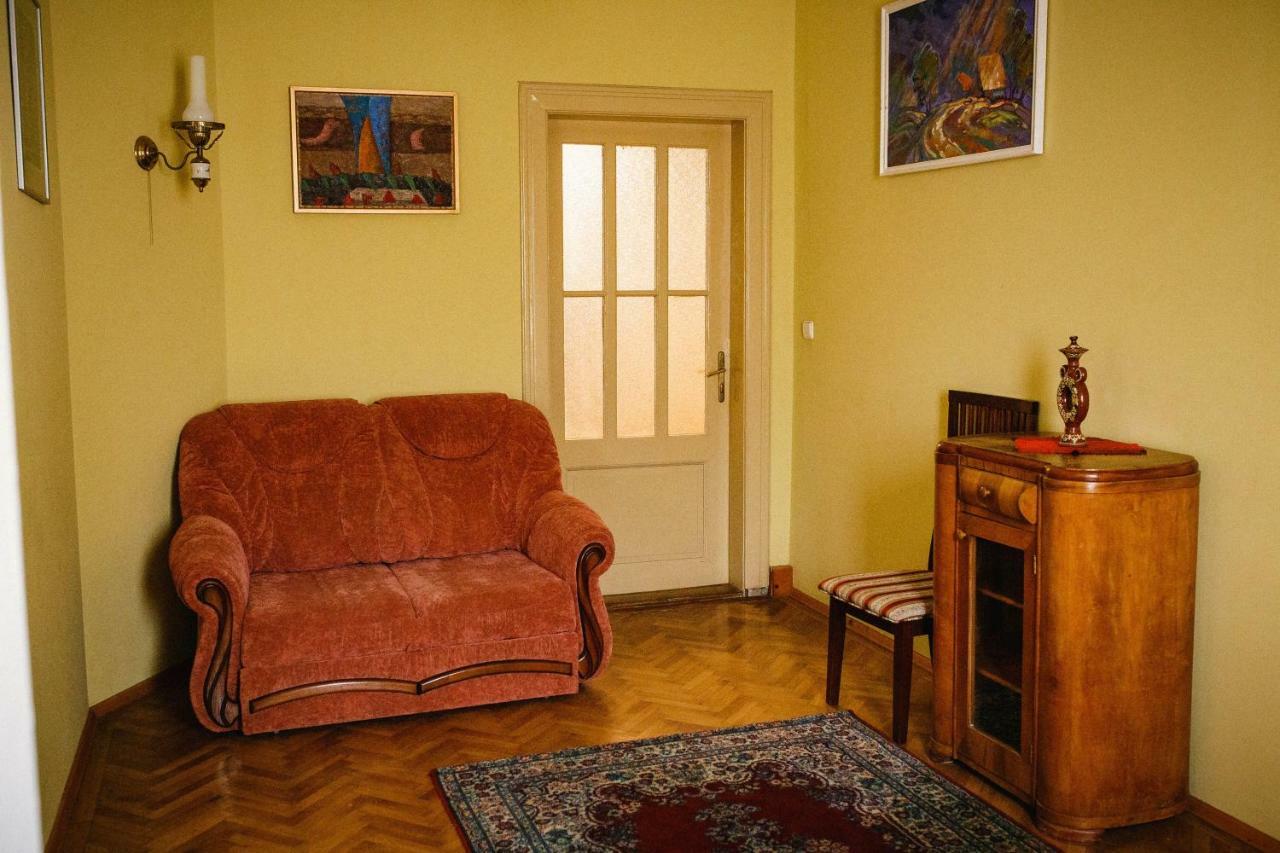 Apartamento Historical center Úzhgorod Exterior foto