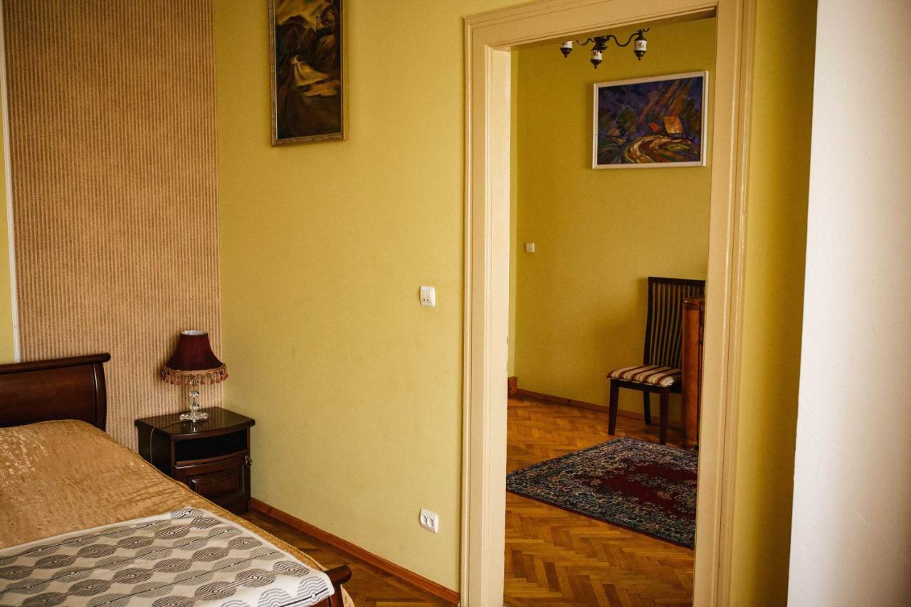 Apartamento Historical center Úzhgorod Exterior foto
